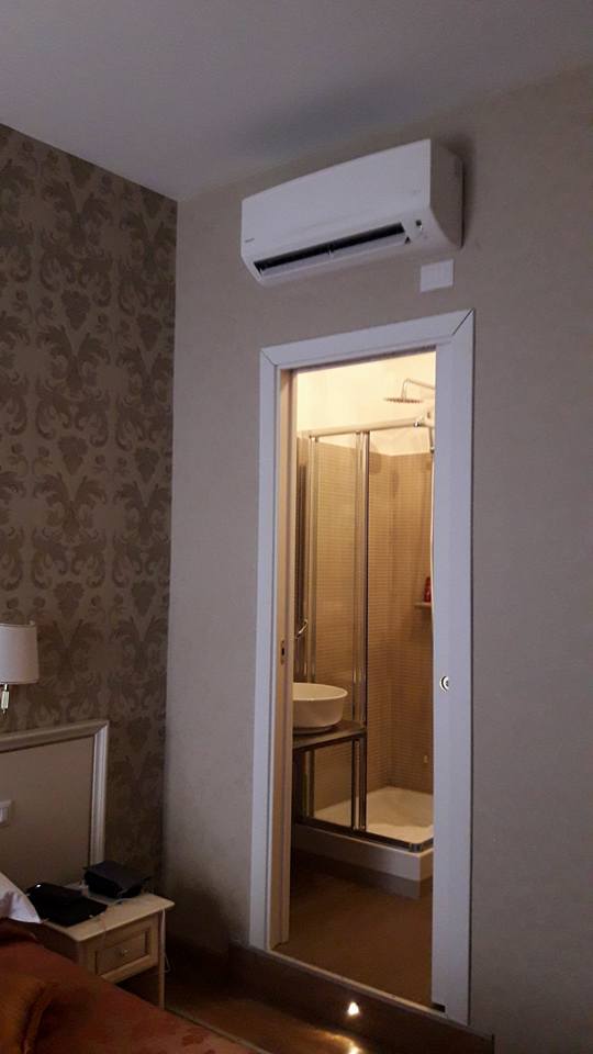 Impianto Di Aria Condizionata Daikin Inverter scatto 7