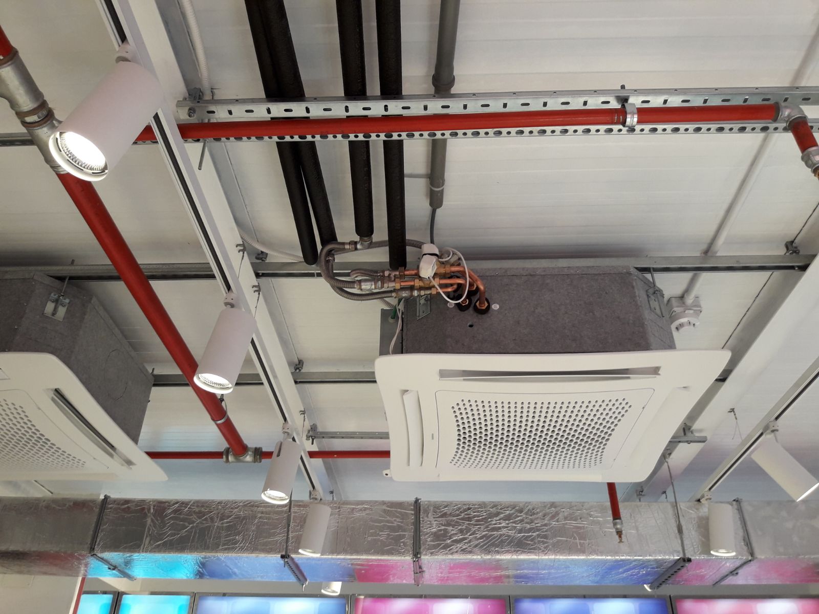 Impianto Di Riscaldamento E Climatizzazione Fan Coil scatto 4