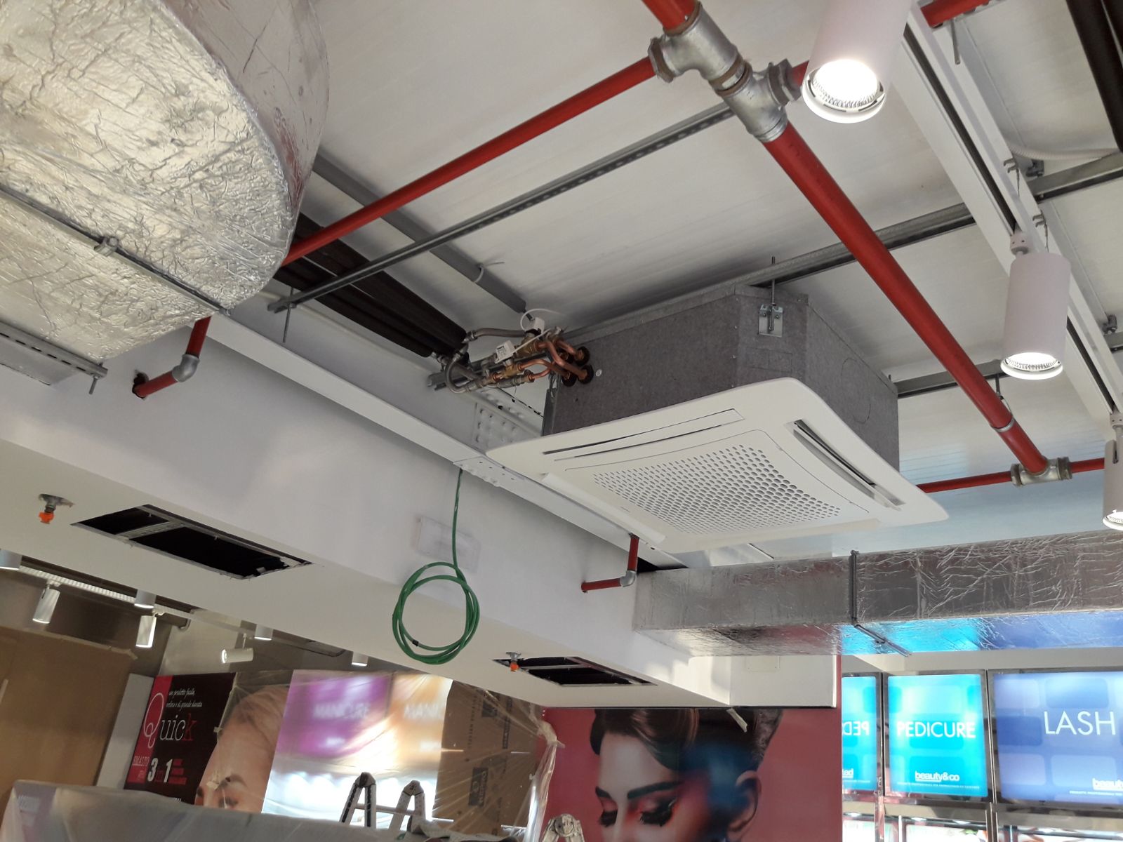 Impianto Di Riscaldamento E Climatizzazione Fan Coil scatto 2