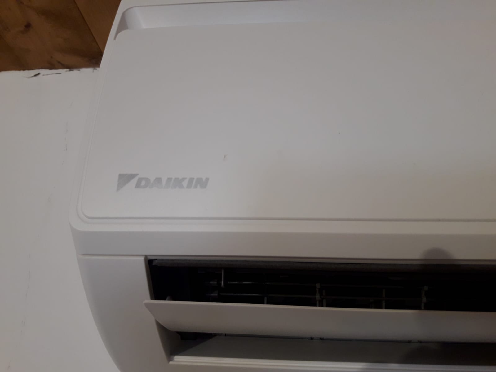 Impianto Di Aria Condizionata Realizzato Con Due scatto 6