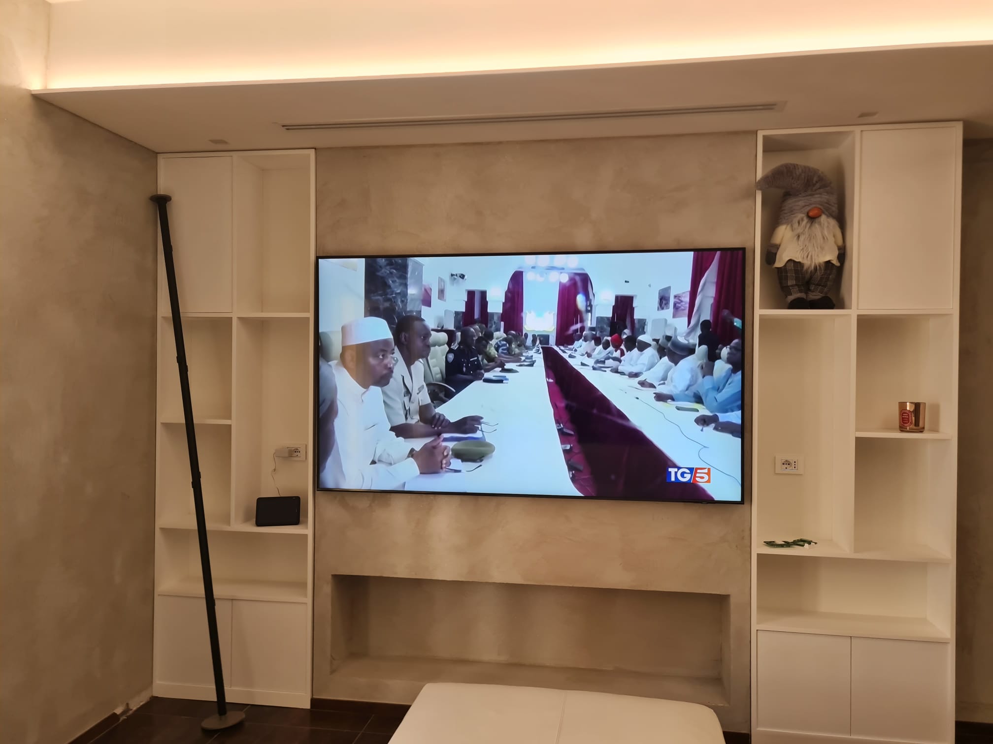 Smart Tv Samsung Qled 85 Pollici Con