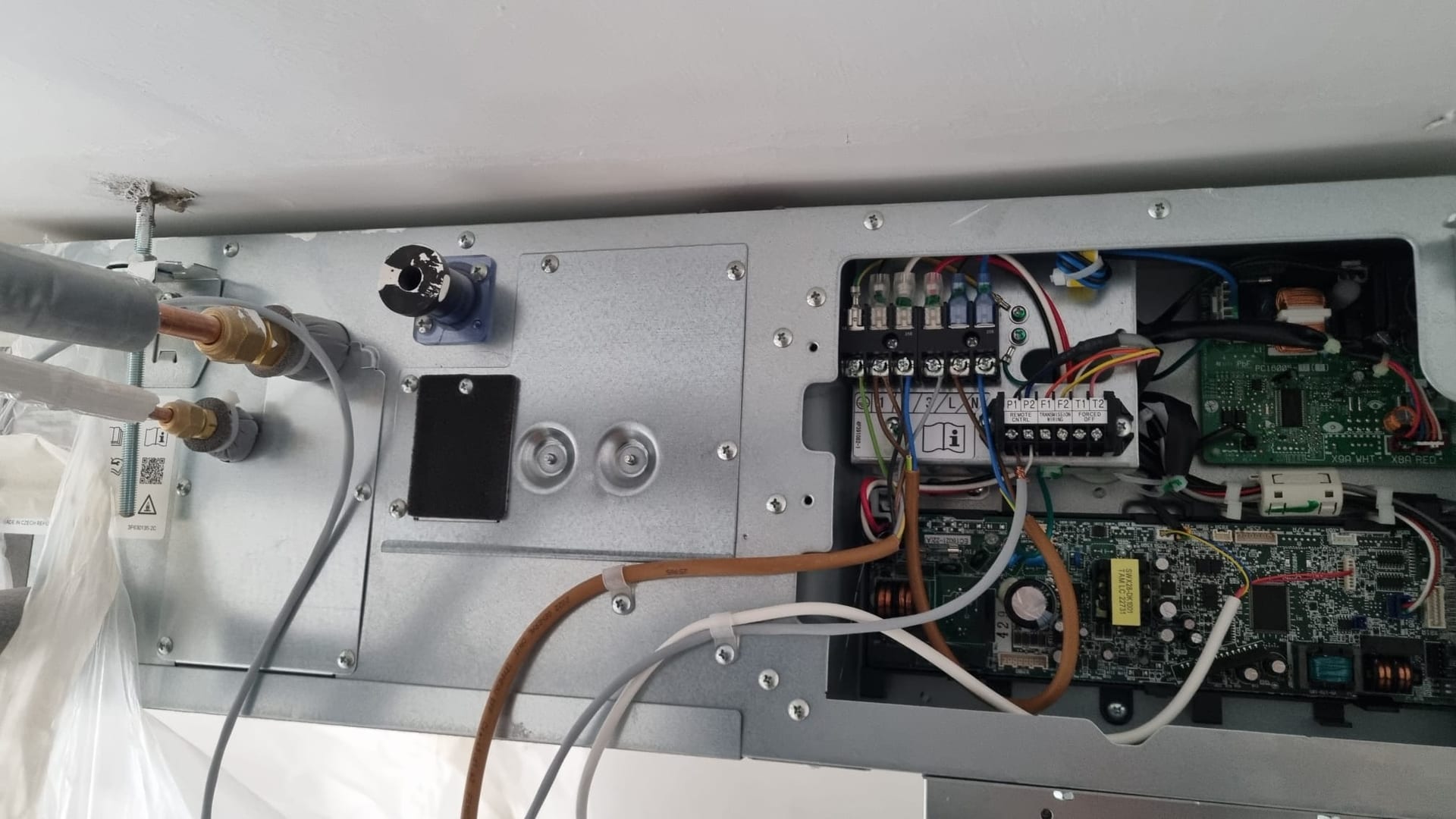 collegamento split canalizzato interno